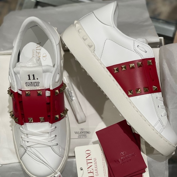 Valentino ROCKSTUD UNTITLED CALFSKIN SNEAKER - Picture 2 of 2